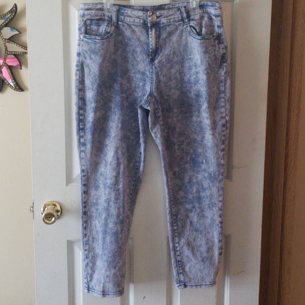 Acid washed jeggings